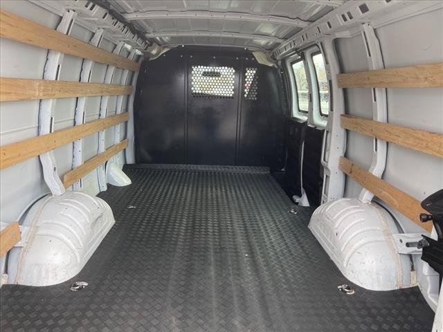 Used 2021 GMC Savana 2500 w/ Driver Convenience Package RWD image 6