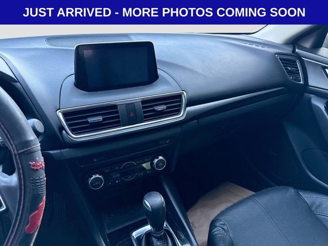 Used 2018 MAZDA MAZDA3 Grand Touring image 12