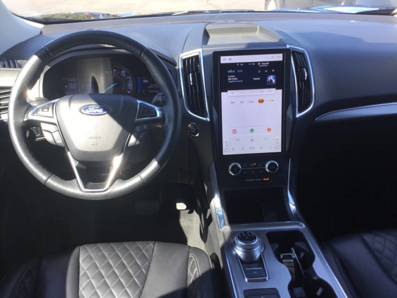 Used 2024 Ford Edge Titanium AWD/4WD image 9