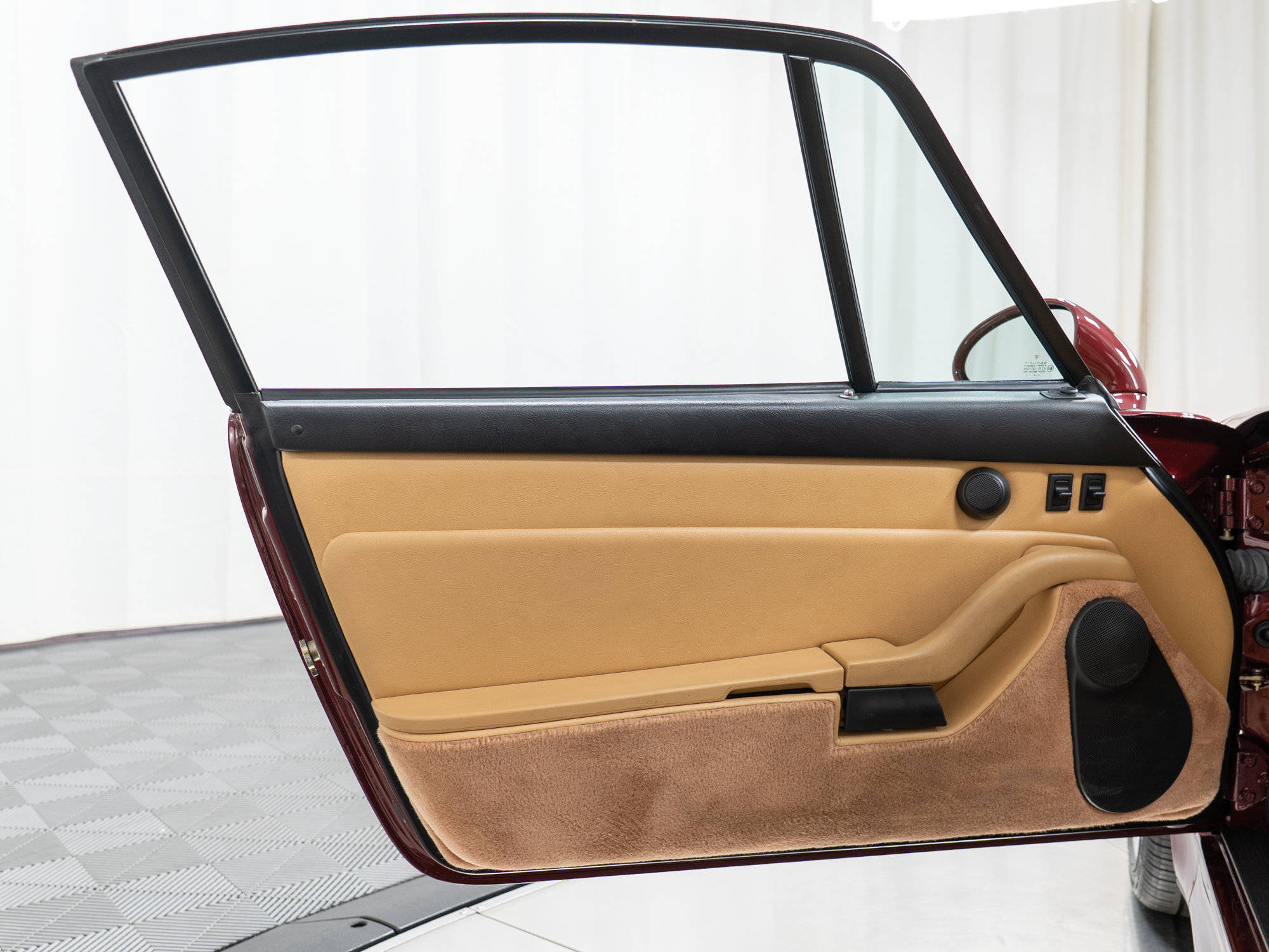 Used 1997 Porsche 911 Carrera 4S AWD/4WD image 17