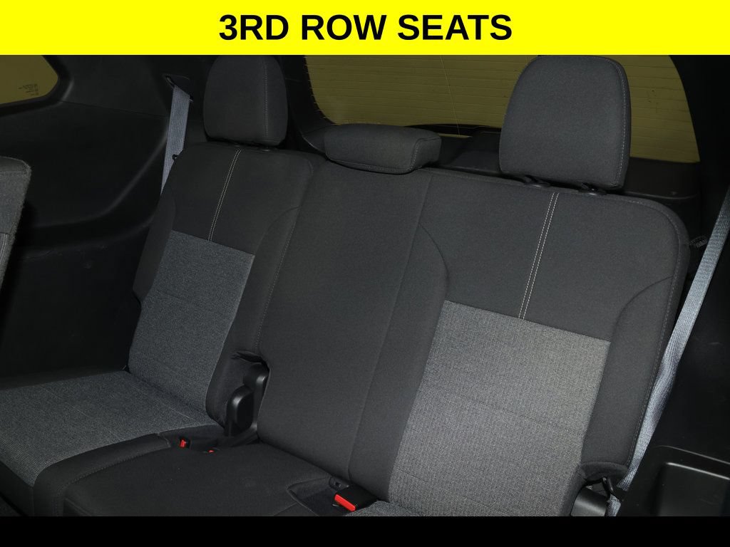 Used 2025 GMC Acadia Elevation FWD image 11