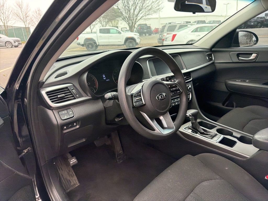 Used 2020 Kia Optima LX image 9