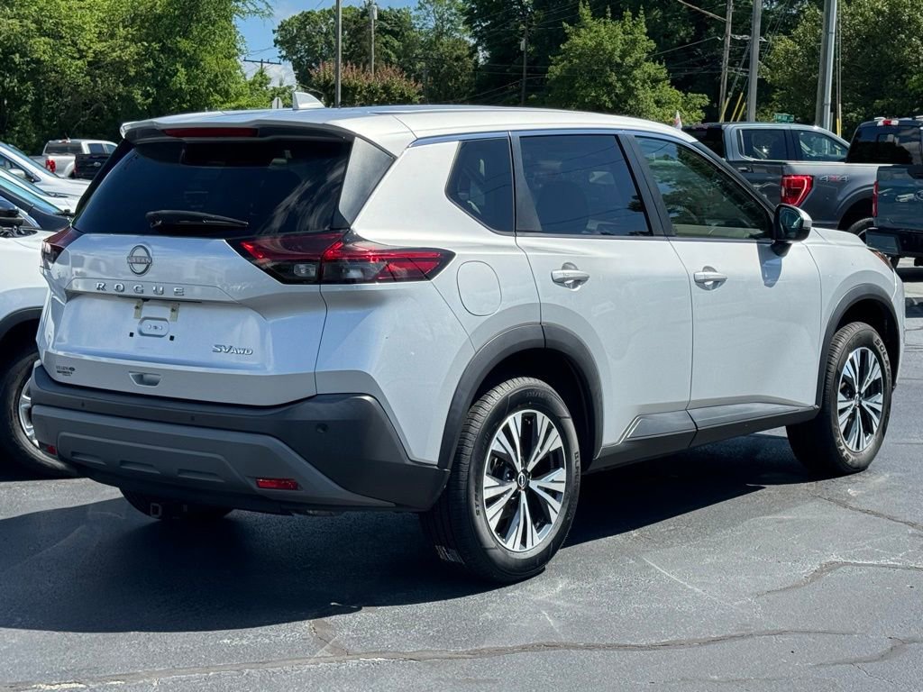 Used 2022 Nissan Rogue SV image 14