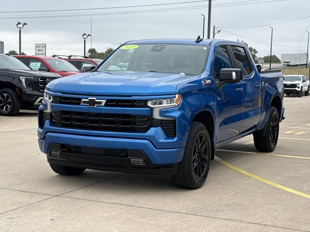 Used 2023 Chevrolet Silverado 1500 RST AWD/4WD image 13