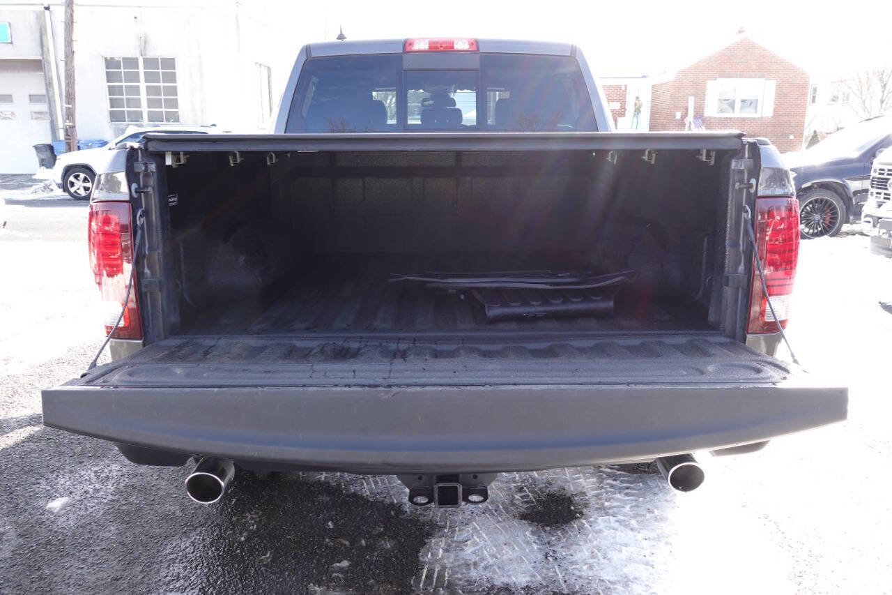 Used 2021 RAM 1500 Classic Warlock image 23