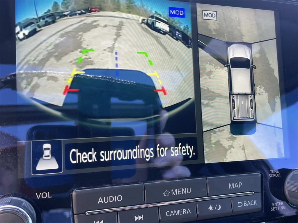 Used 2024 Nissan Titan PRO-4X w/ Pro-4x Convenience Package image 34