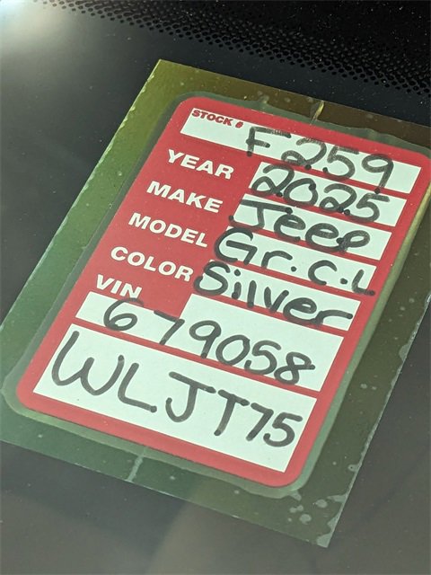 New 2025 Jeep Grand Cherokee L Summit image 23