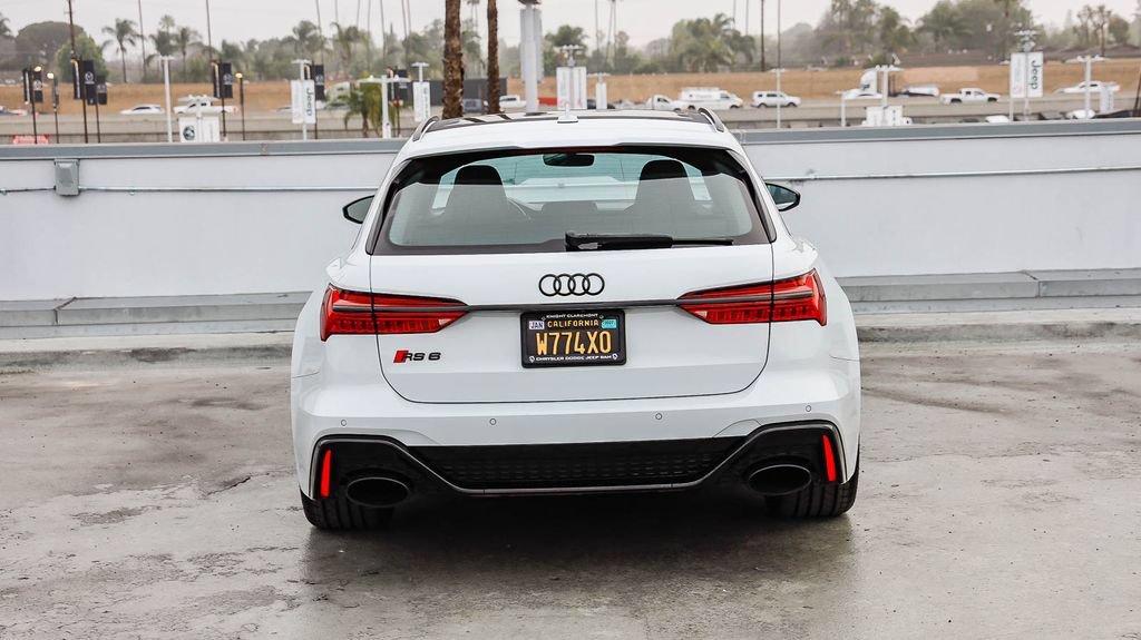Used 2021 Audi RS 6 w/ Executive Package AWD/4WD image 8