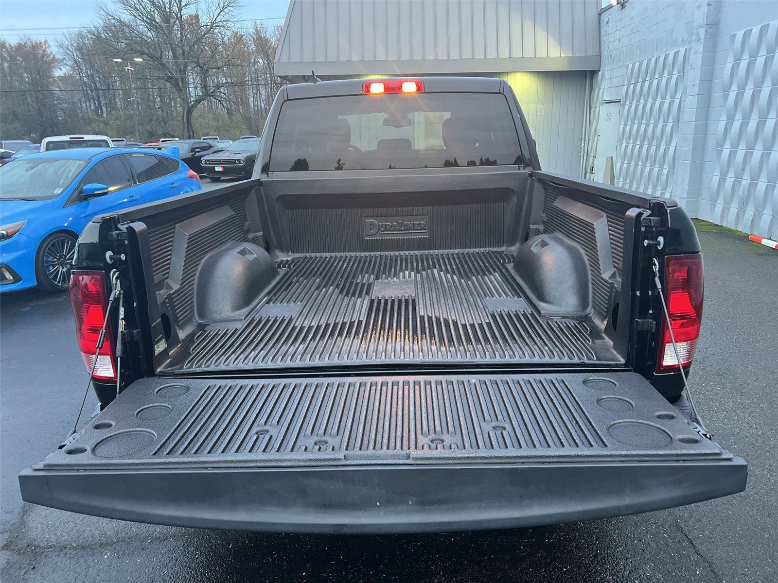 Used 2022 RAM 1500 Express w/ Wheel & Sound Group image 23