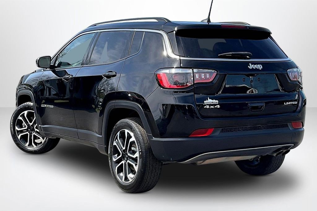 Used 2022 Jeep Compass Limited image 5