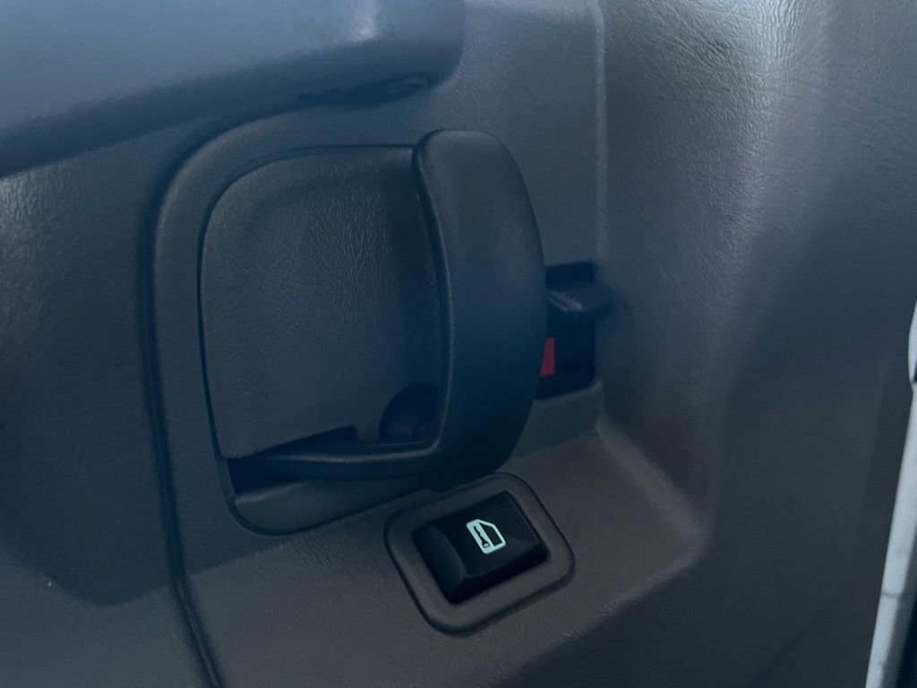 Used 2023 GMC Savana 2500 Extended w/ Driver Convenience Package image 27