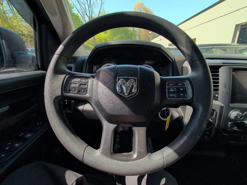 Used 2022 RAM 1500 Express w/ Wheel & Sound Group AWD/4WD image 18