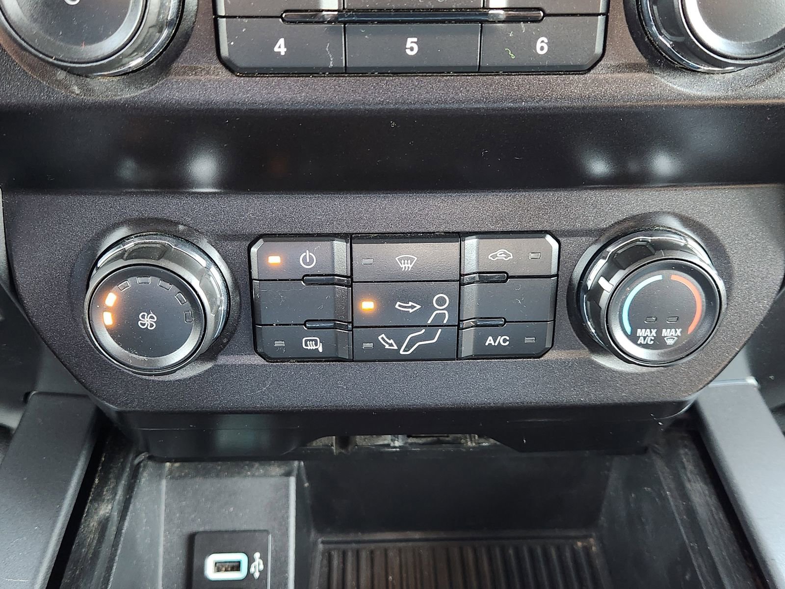 Used 2019 Ford F250 XLT w/ XLT Value Package image 23