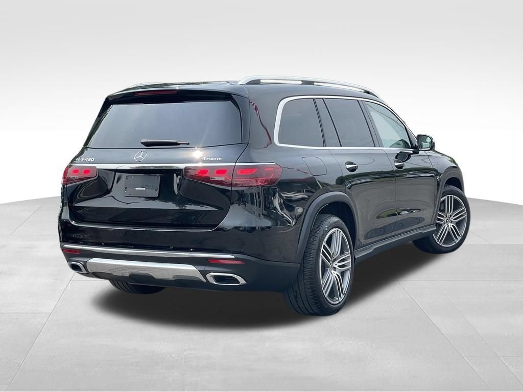 Used 2024 Mercedes-Benz GLS 450 4MATIC image 4