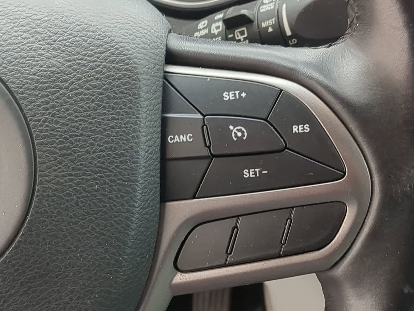 Certified 2019 Jeep Cherokee Limited AWD/4WD image 24