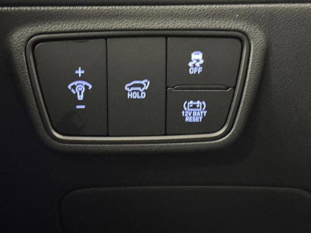 Used 2024 Hyundai Tucson Limited image 25