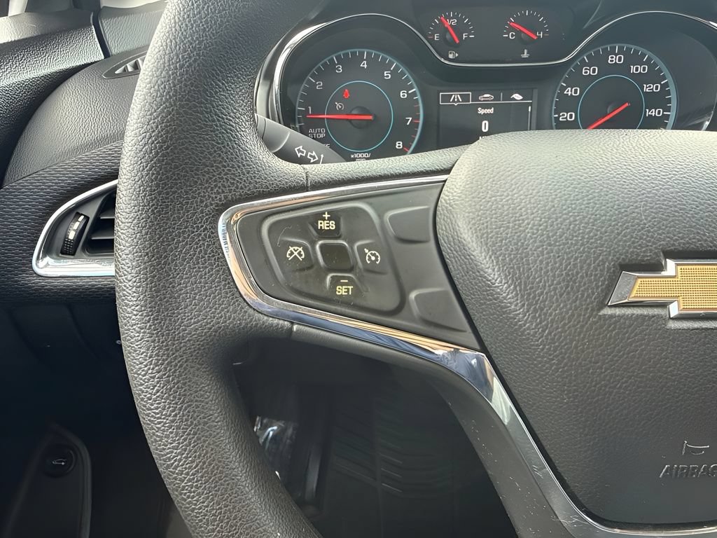 Used 2017 Chevrolet Cruze LT w/ Convenience Package FWD image 16