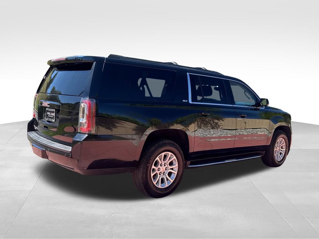 Used 2016 GMC Yukon XL SLT w/ Open Road Package AWD/4WD image 7