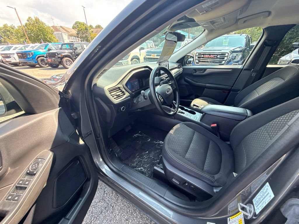 Used 2024 Ford Escape Active AWD/4WD image 13