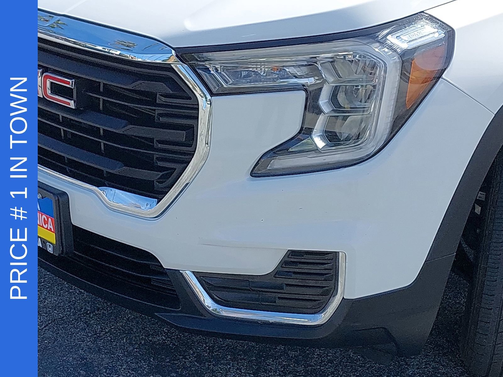 Used 2024 GMC Terrain SLE AWD/4WD image 31