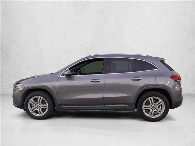 Used 2023 Mercedes-Benz GLA 250 4MATIC w/ Premium Package image 8