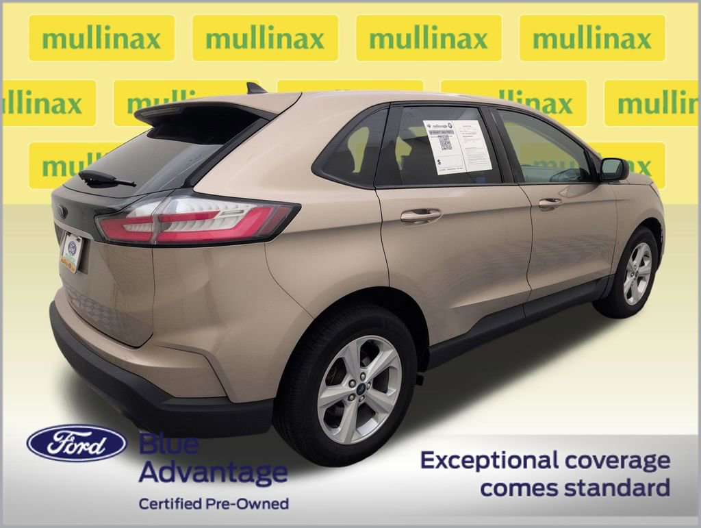 Used 2020 Ford Edge SE FWD image 3