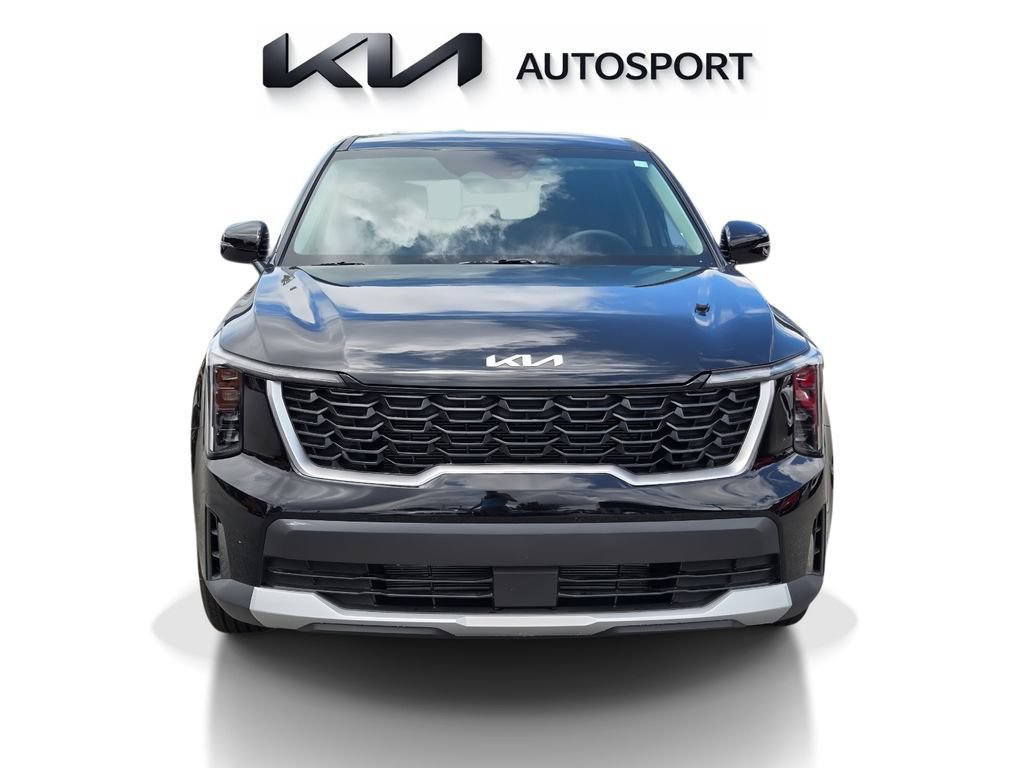 Certified 2025 Kia Sorento LX FWD image 2