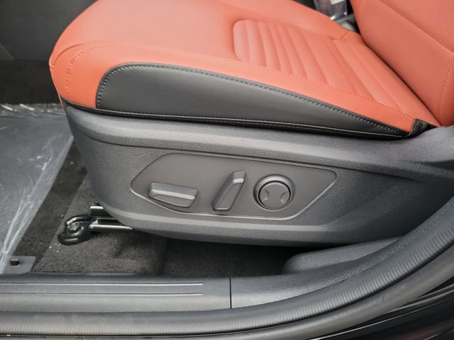 New 2026 Kia Sportage SX FWD image 15