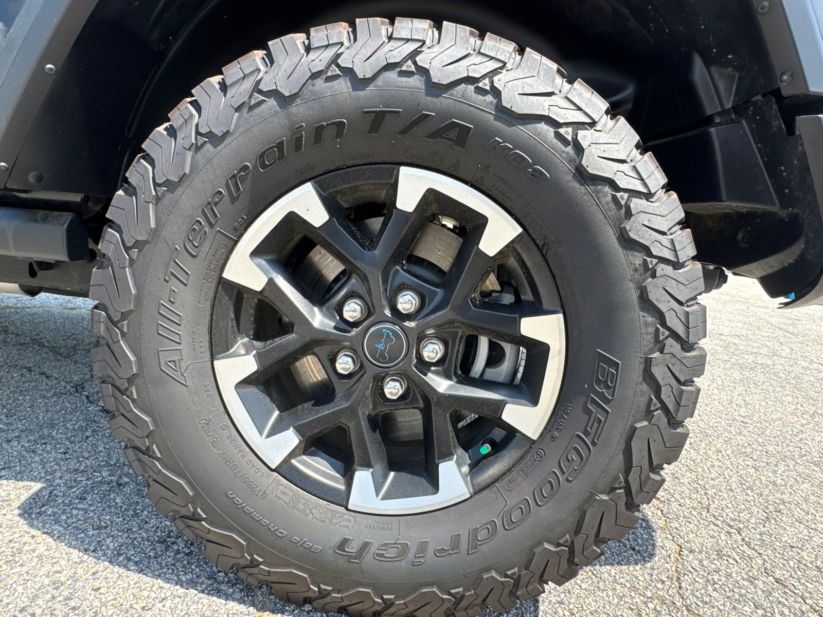 Used 2025 Jeep Wrangler Unlimited Rubicon 4xe w/ Convenience Group AWD/4WD image 20
