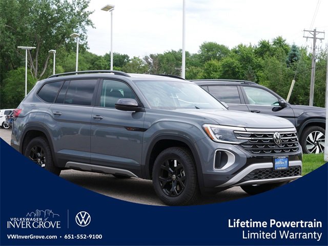 New 2025 Volkswagen Atlas Peak Edition SE