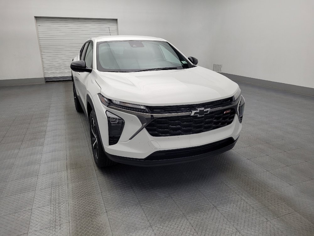 Used 2024 Chevrolet Trax RS w/ Driver Confidence Package image 14