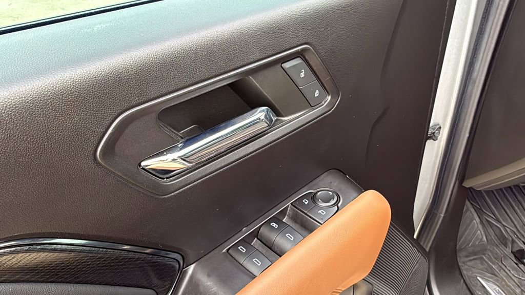 Used 2023 GMC Canyon AT4 w/ Canyon Safety Plus Package AWD/4WD image 12