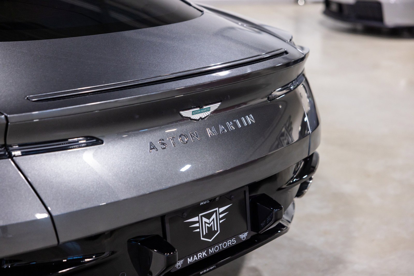 Used 2024 Aston Martin DB12 Coupe image 15