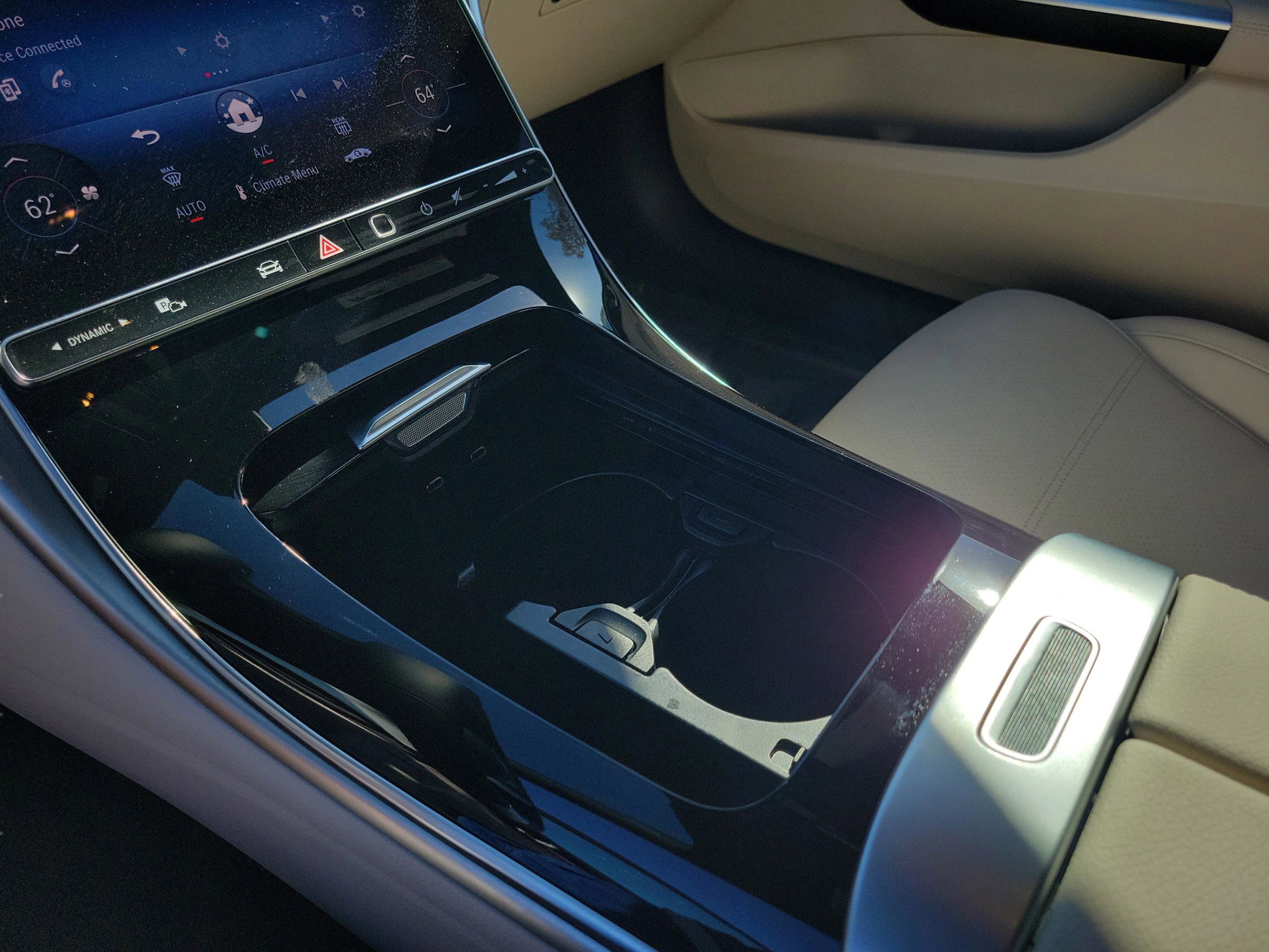 Certified 2025 Mercedes-Benz C 300 Sedan image 17