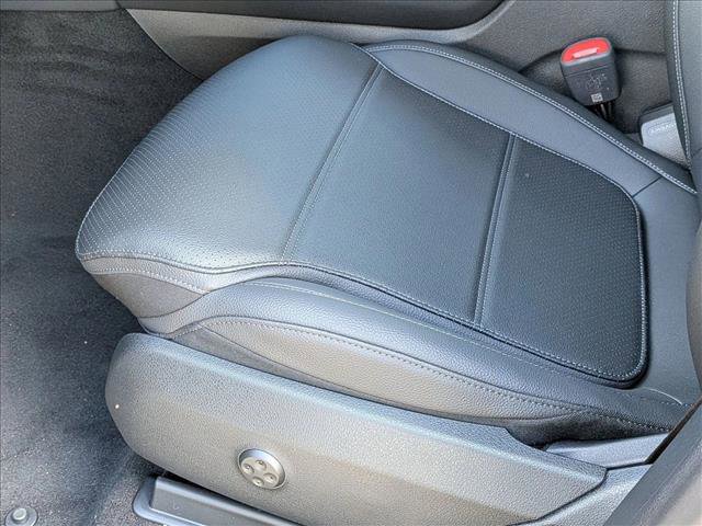 Used 2026 Mercedes-Benz GLC 300 video 4