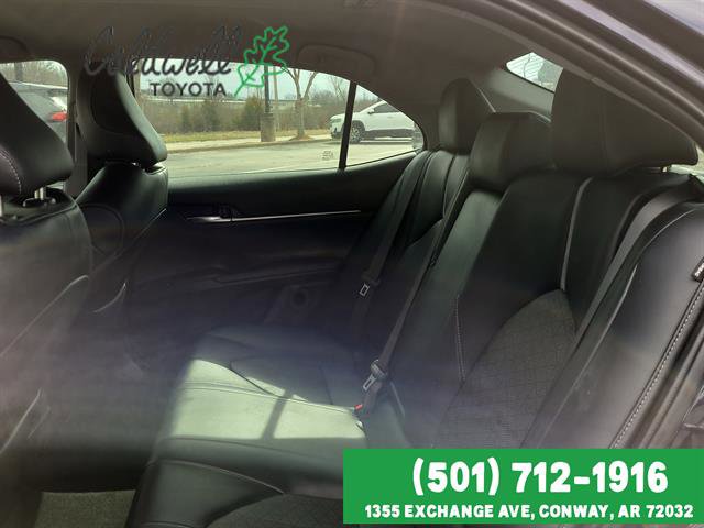 Used 2022 Toyota Camry XSE image 14