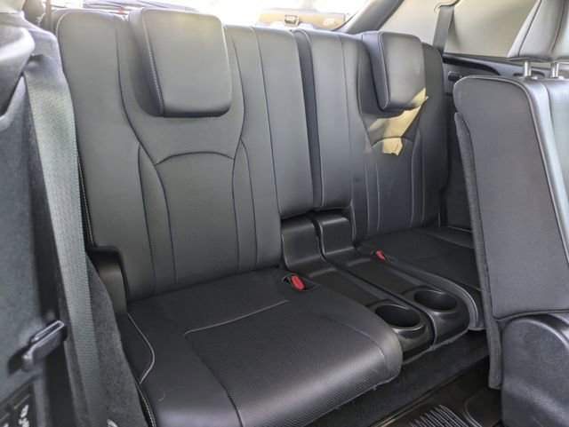 Used 2021 Lexus RX 350L Premium w/ Premium Package image 31