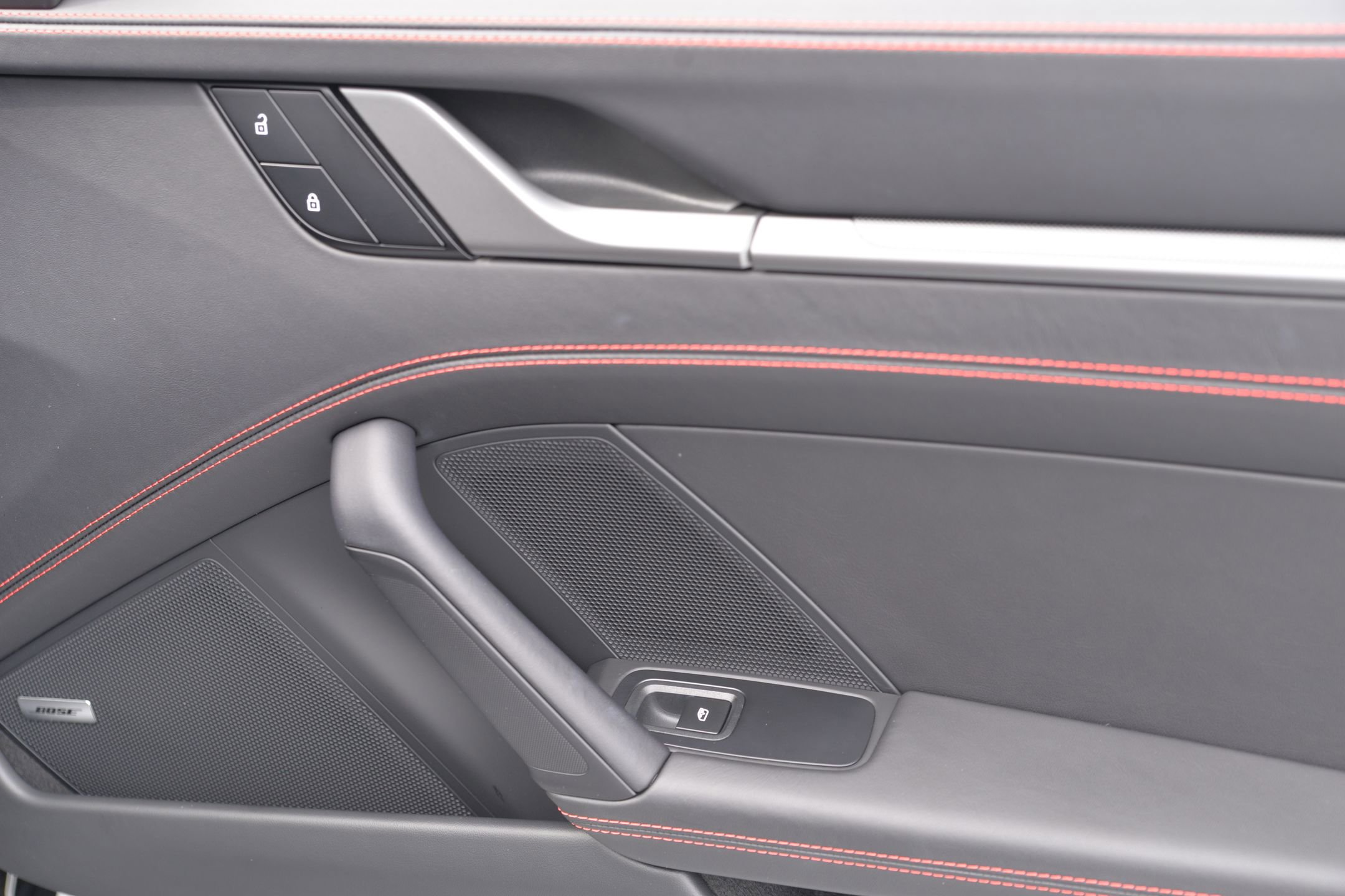 Certified 2024 Porsche 911 Carrera image 13