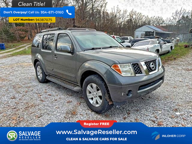 Used 2007 Nissan Pathfinder LE w/ LE Navigation Pkg image 1