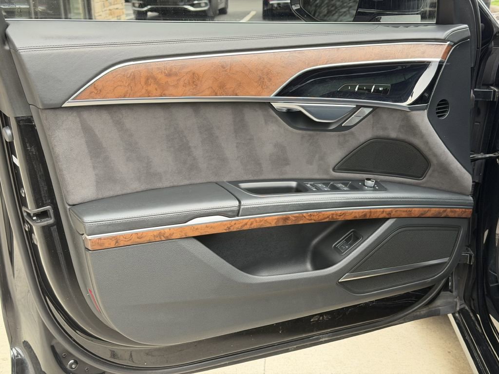 Used 2019 Audi A8 L 3.0T w/ Luxury Package image 21