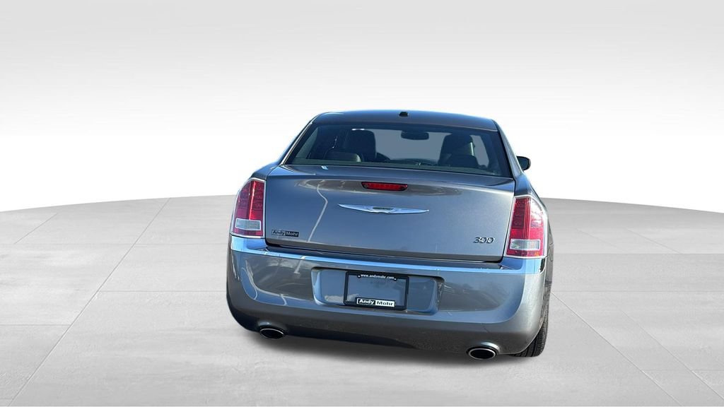 Used 2011 Chrysler 300 Limited image 6