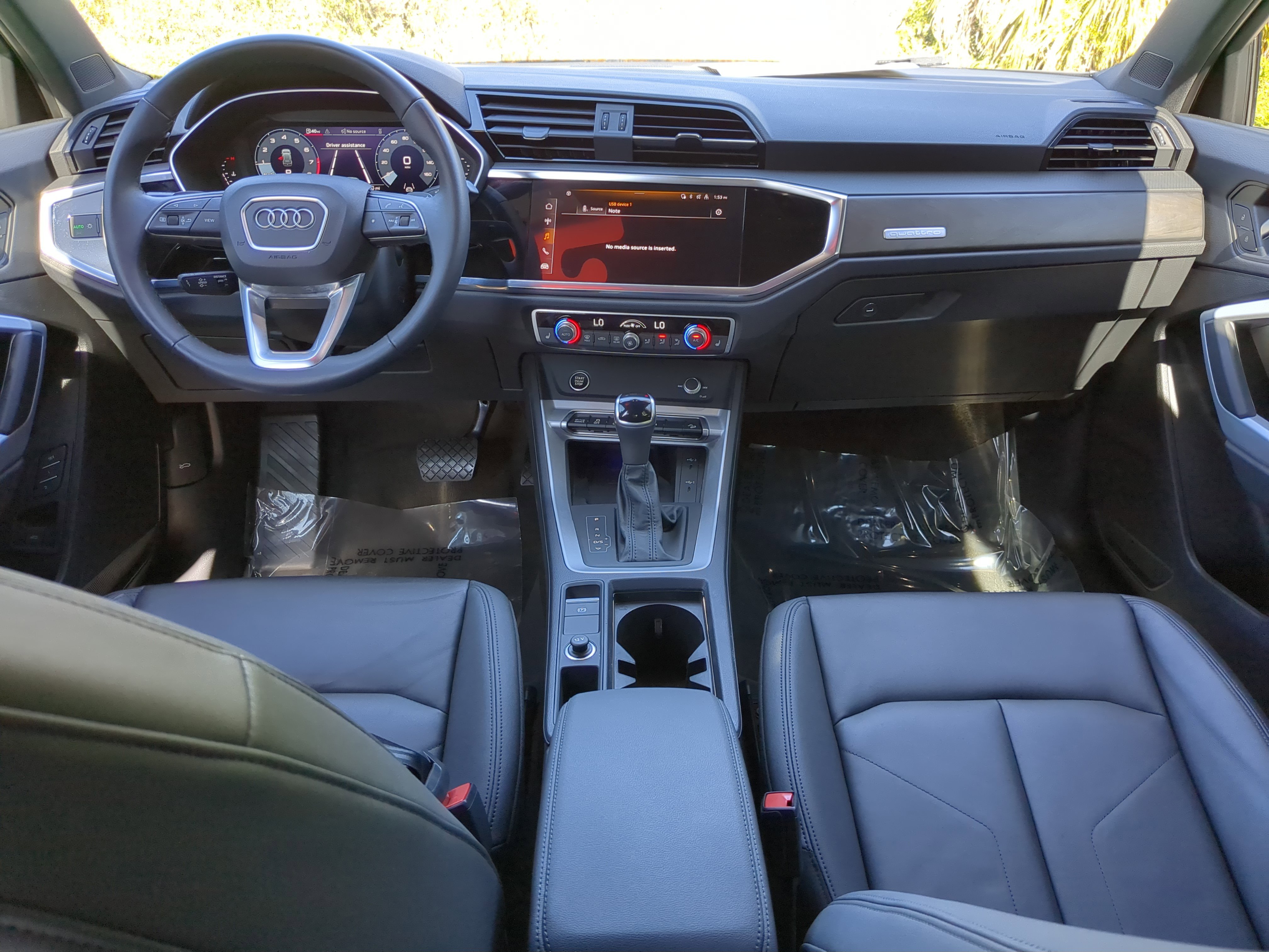 Used 2024 Audi Q3 2.0T Premium Plus image 13