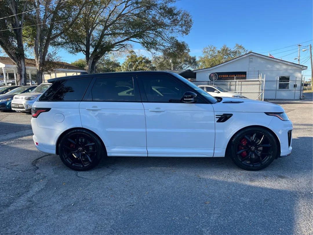 Used 2022 Land Rover Range Rover Sport SVR image 4