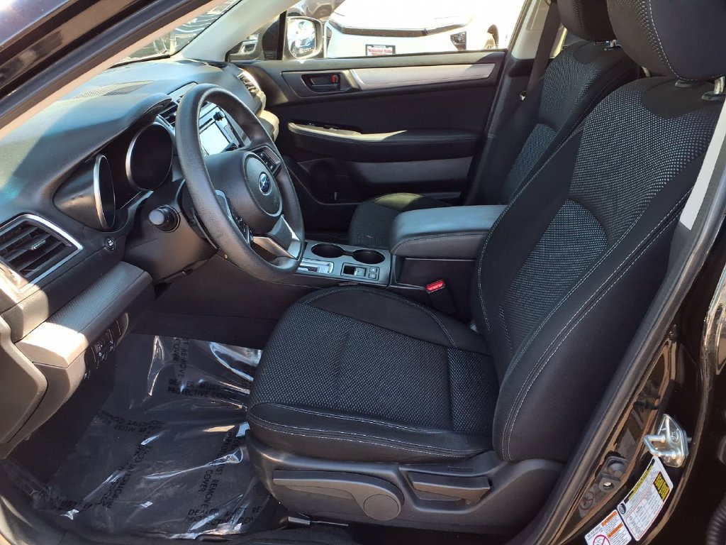 Used 2019 Subaru Outback 2.5i AWD/4WD image 17