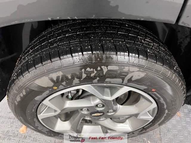 Used 2025 Chevrolet Trax LT image 16