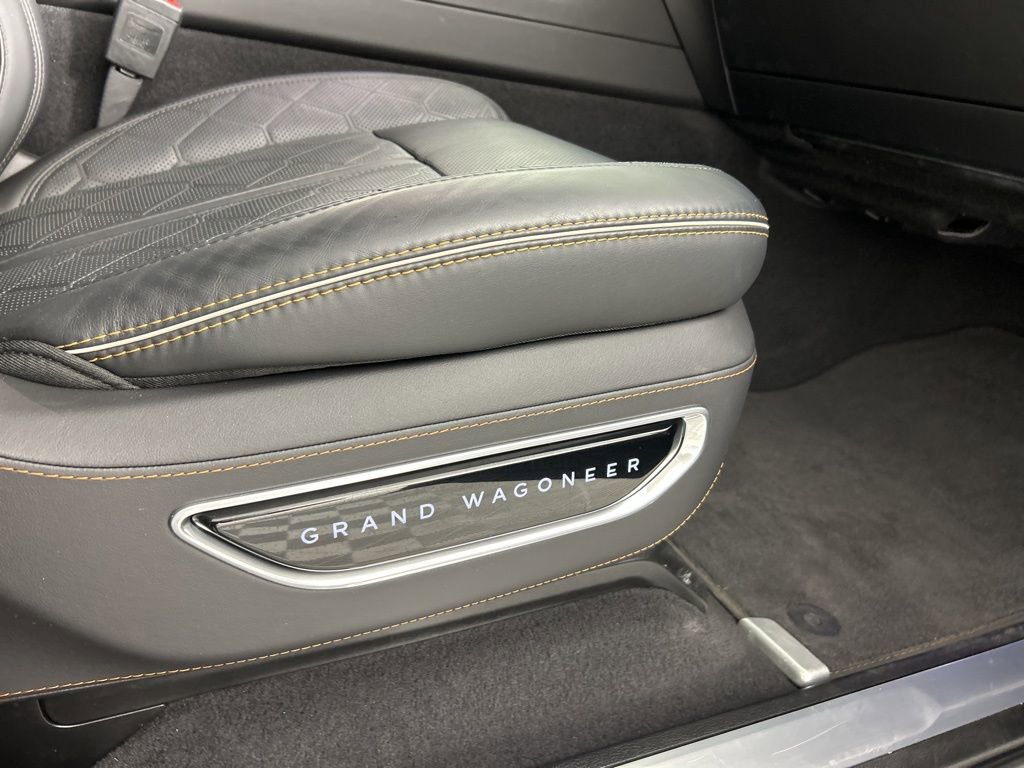 Used 2023 Jeep Grand Wagoneer Series III image 30