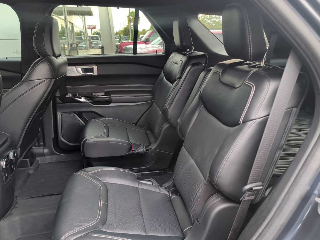 Used 2024 Ford Explorer ST w/ Equipment Group 401A AWD/4WD image 7
