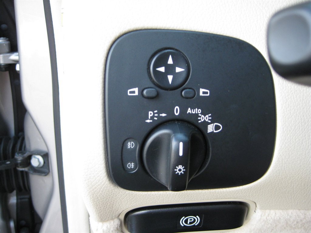 Used 2008 Mercedes-Benz CLK 350 Cabriolet image 16