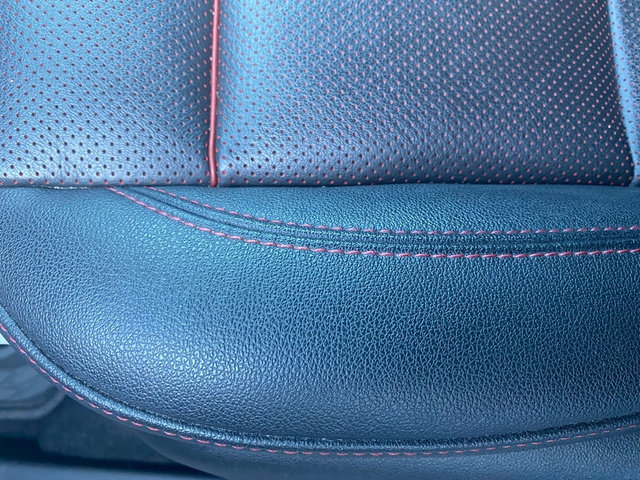 Used 2022 Chevrolet Blazer RS w/ Enhanced Convenience Package image 11