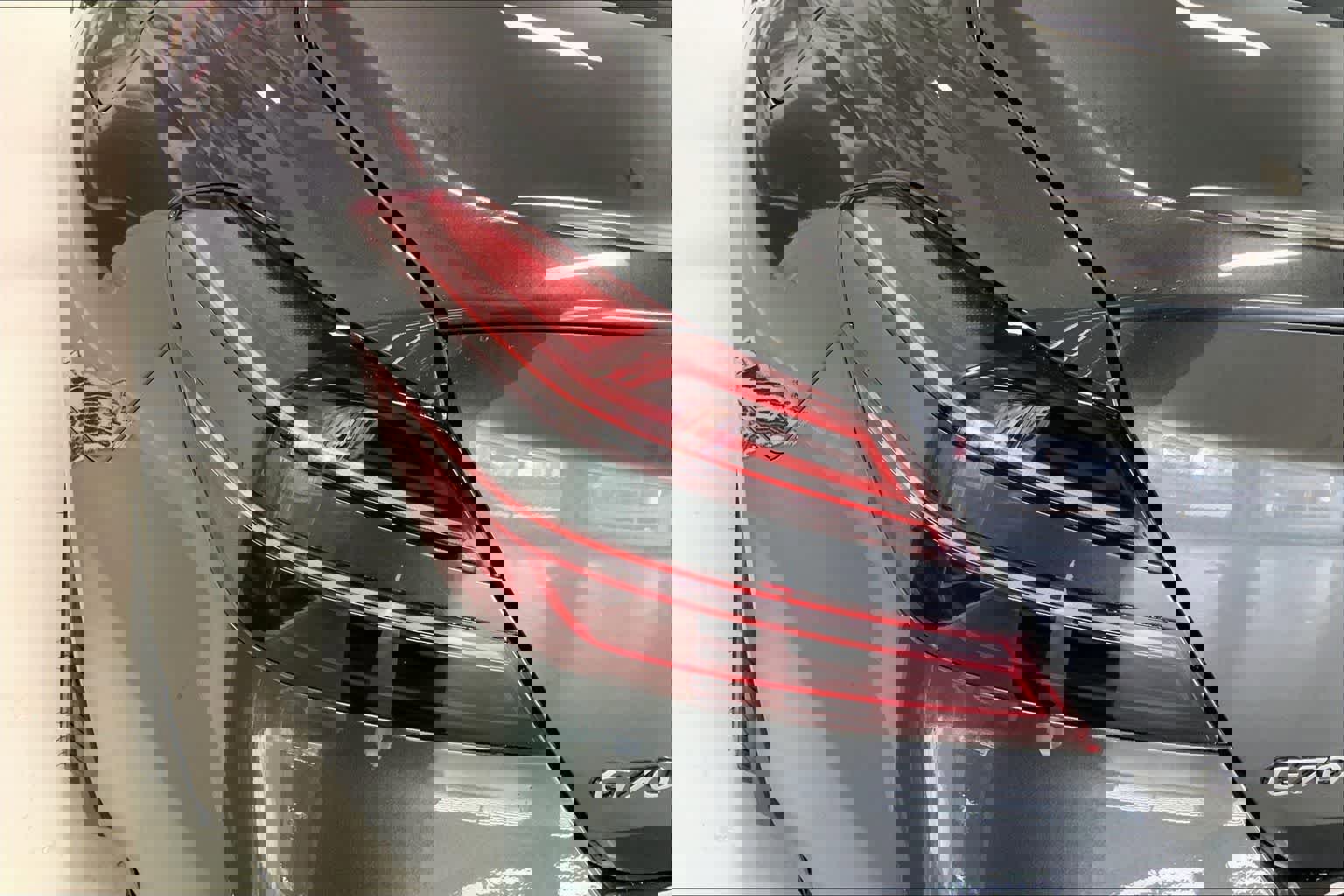 Used 2023 Genesis G70 2.0T w/ Sport Prestige Package image 30